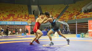 争议背后的 争议背后的